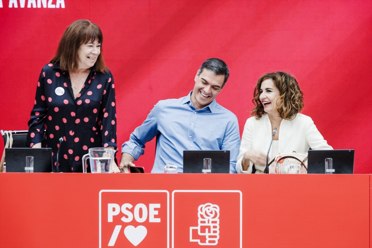 Sánchez recepta calma per formar govern a Espanya i descarta la repetició electoral