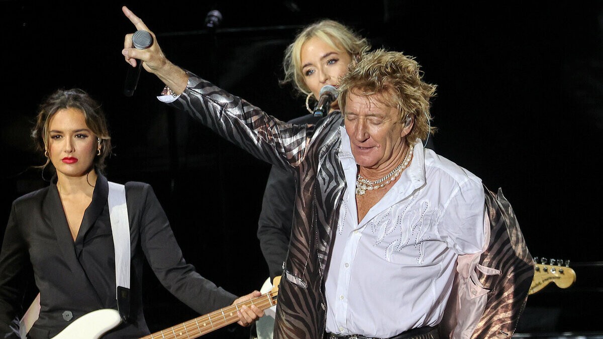 Rod Stewart es proclama «eternament jove» en la inauguració del Cap Roig