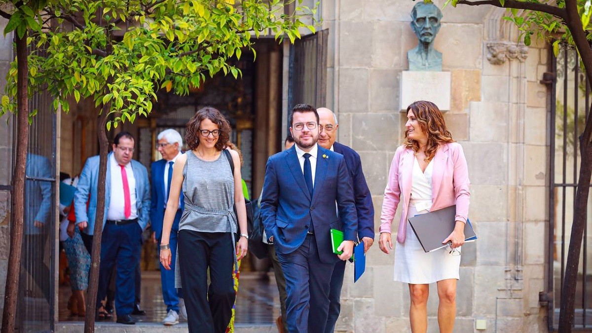 El Govern acusa Sánchez i Feijóo de mostrar la «pitjor cara de la política» en el debat a dos