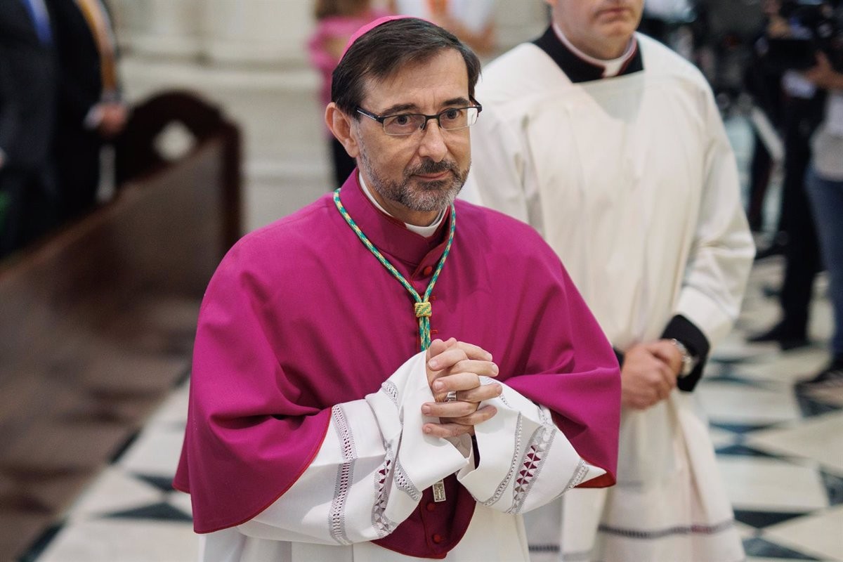 Entre l'ambigüitat episcopal i el nou cardenal de Francesc a Madrid: l'Església cap al 23-J