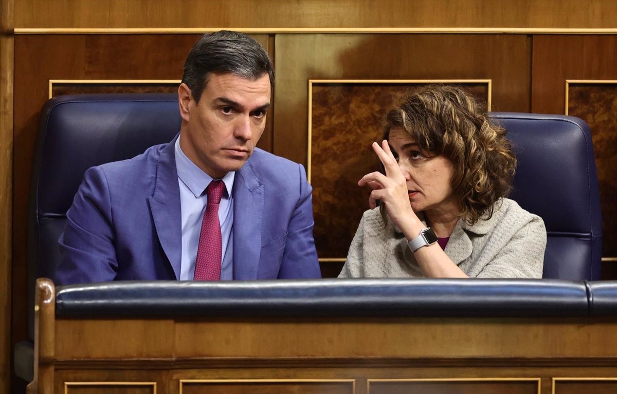 L'esquer del finançament per atreure ERC i Junts excita l'Espanya autonòmica