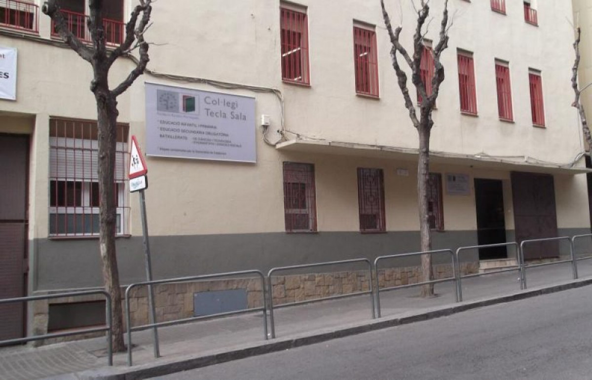 Un exalumne de l'escola Tecla Sala de l'Hospitalet de Llobregat denuncia abusos sexuals per part d'un professor