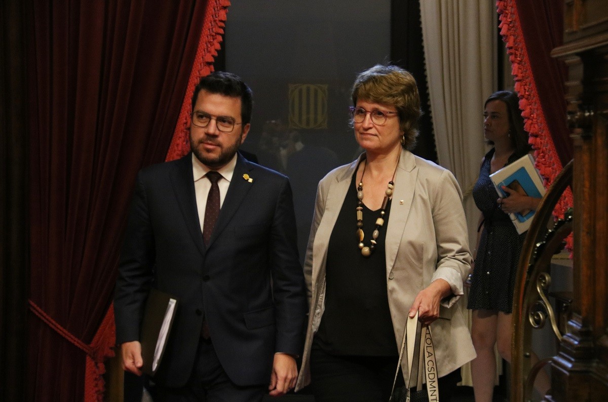 Aragonès demana un consens en defensa de l'escola catalana davant l'amenaça de l'extrema dreta