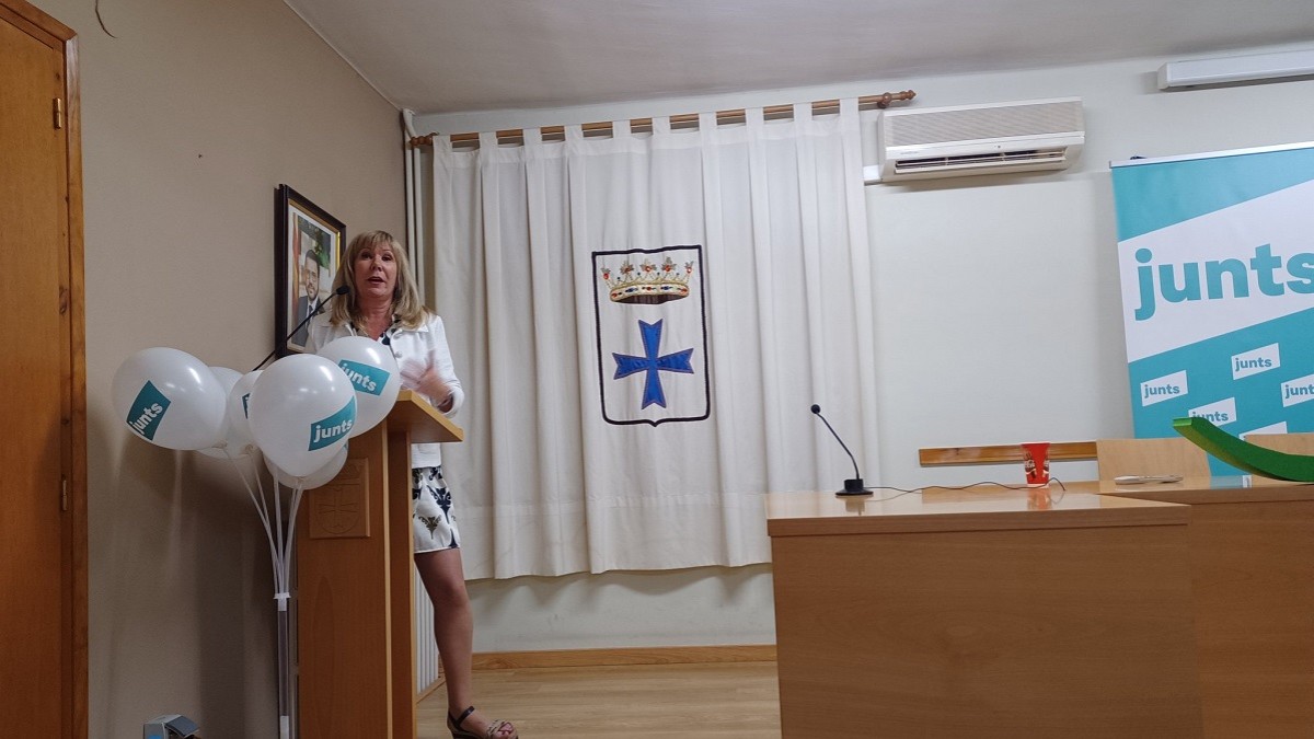De regidora única a alcaldessa: canvi de color polític inesperat a Alguaire