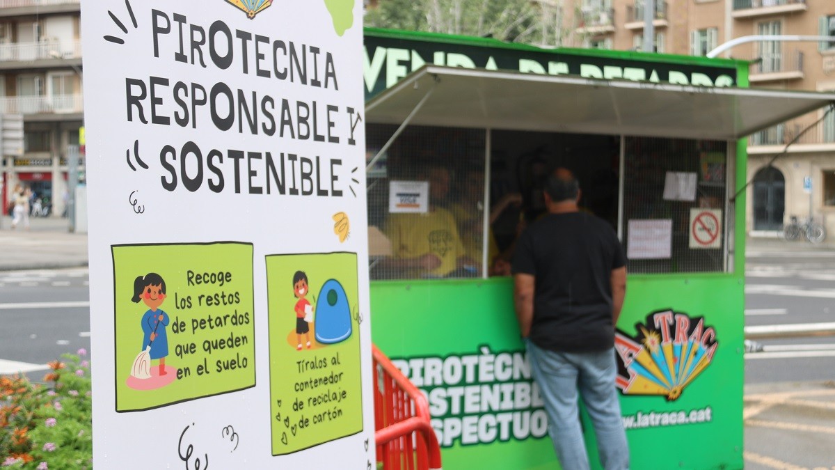 Obren la primera caseta de petards de baixa sonoritat a Barcelona