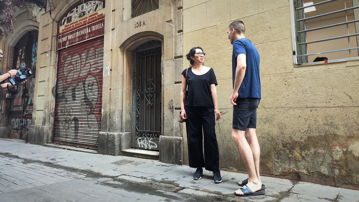 Dos veïns, la Daniela i el Martí, que denuncien assetjament immobiliari - D.C.