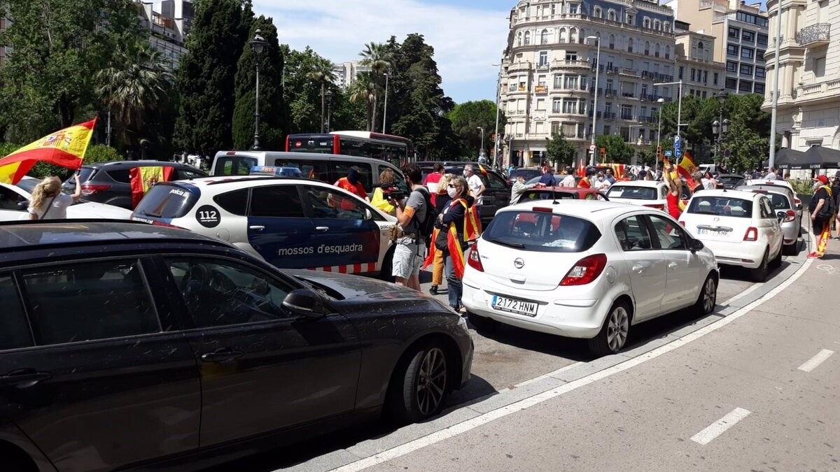 Condemnat a 15 mesos de presó per amenaces i insults homòfobs en una protesta a Barcelona