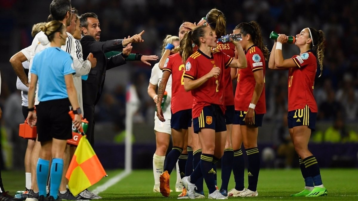 Tres jugadores del Barça, convocades pel Mundial després del pols amb el seleccionador