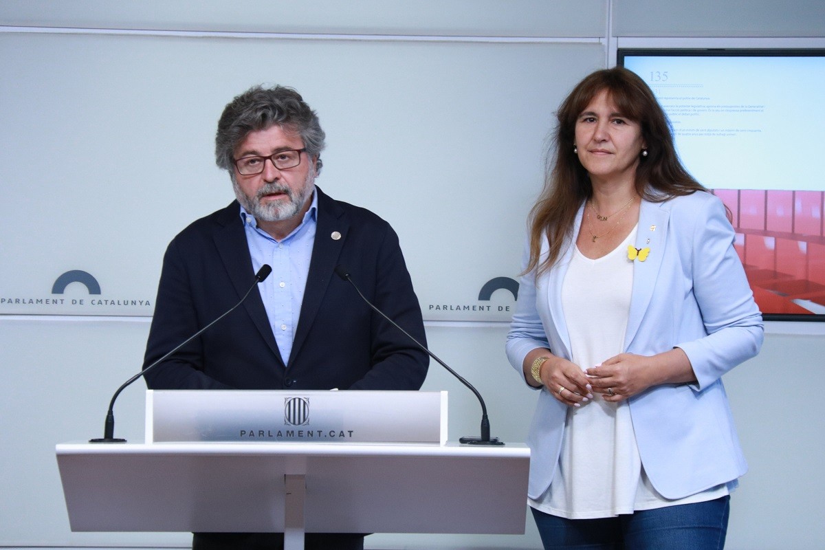 Antoni Castellà pren el relleu de Borràs com a diputat i es compromet a «representar-la» al Parlament
