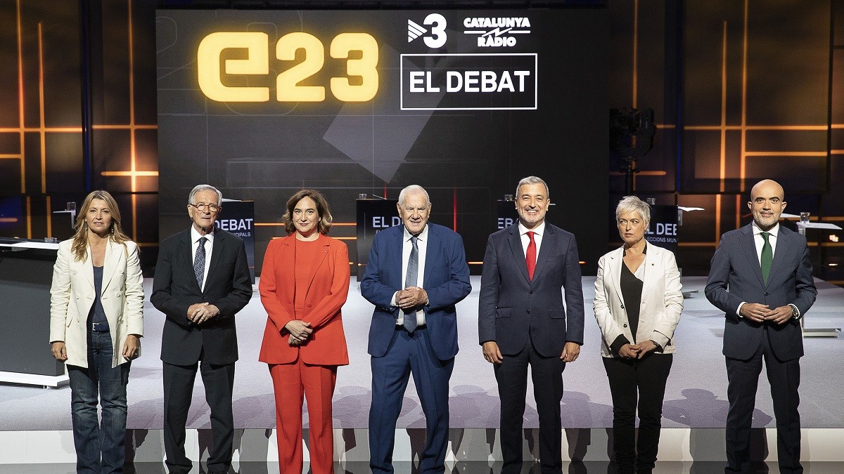 L'1x1 del debat a TV3: Collboni se situa al centre sense buscar-ho