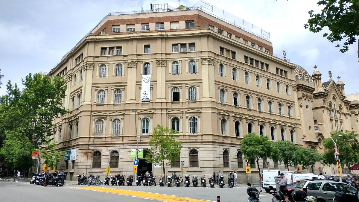 La Fiscalia constata quatre presumptes 
víctimes més d'abusos sexuals als Jesuïtes de Casp de Barcelona
