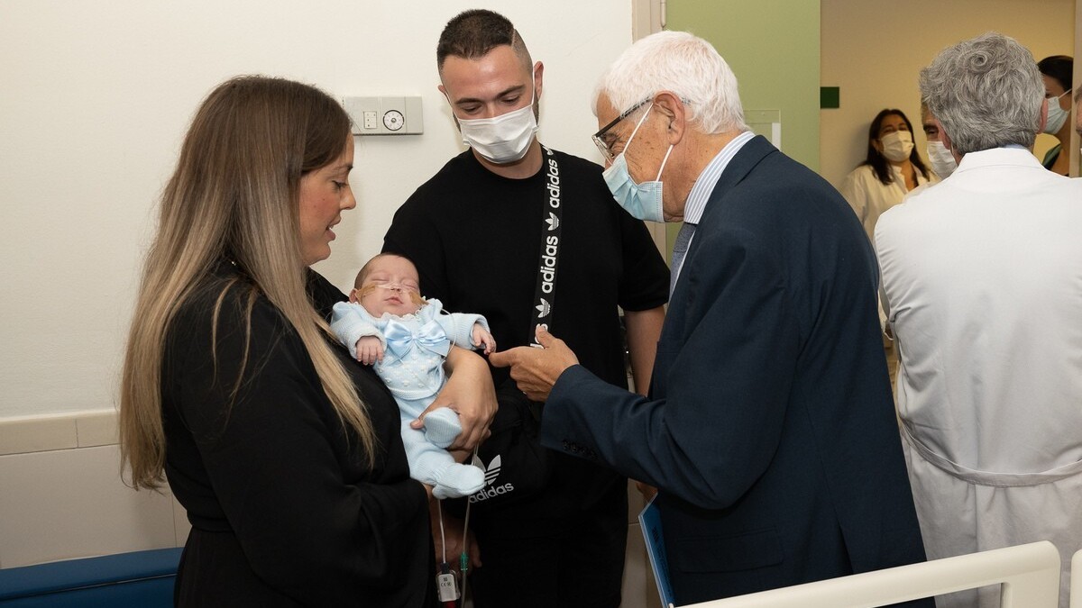 Neix al Clínic el primer fill d'una dona trasplantada d'úter a l’Estat