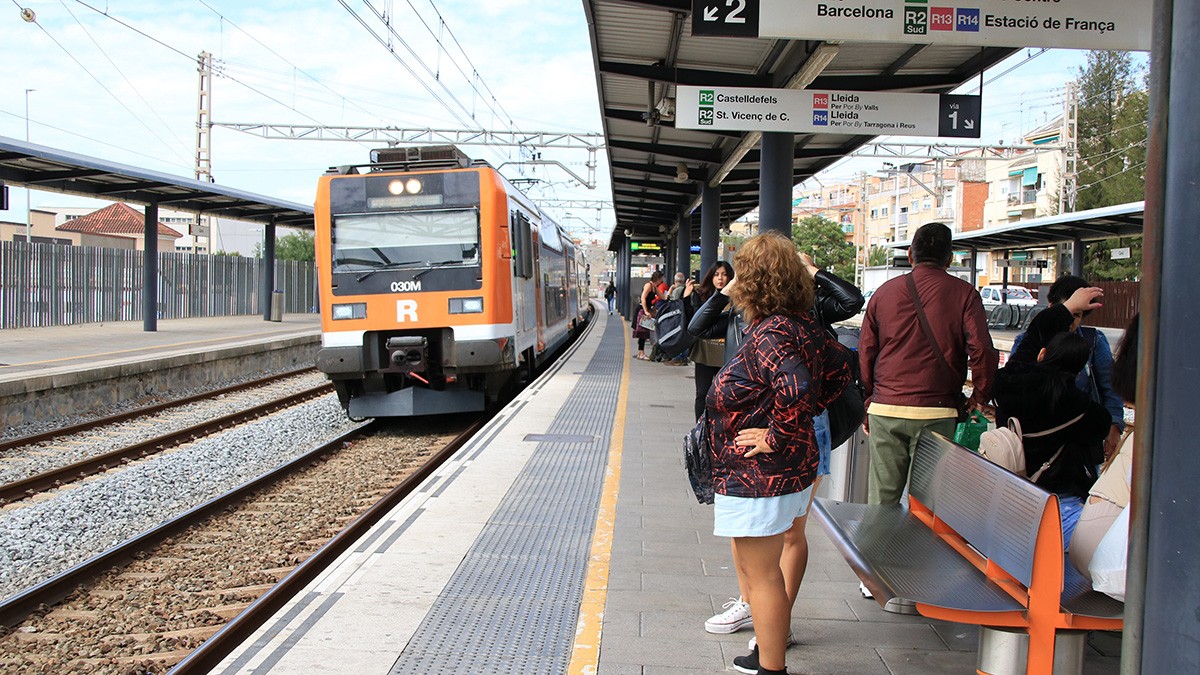 Tornen els problemes a l'R2 Sud: dues incidències provoquen retards en les darreres 24 hores