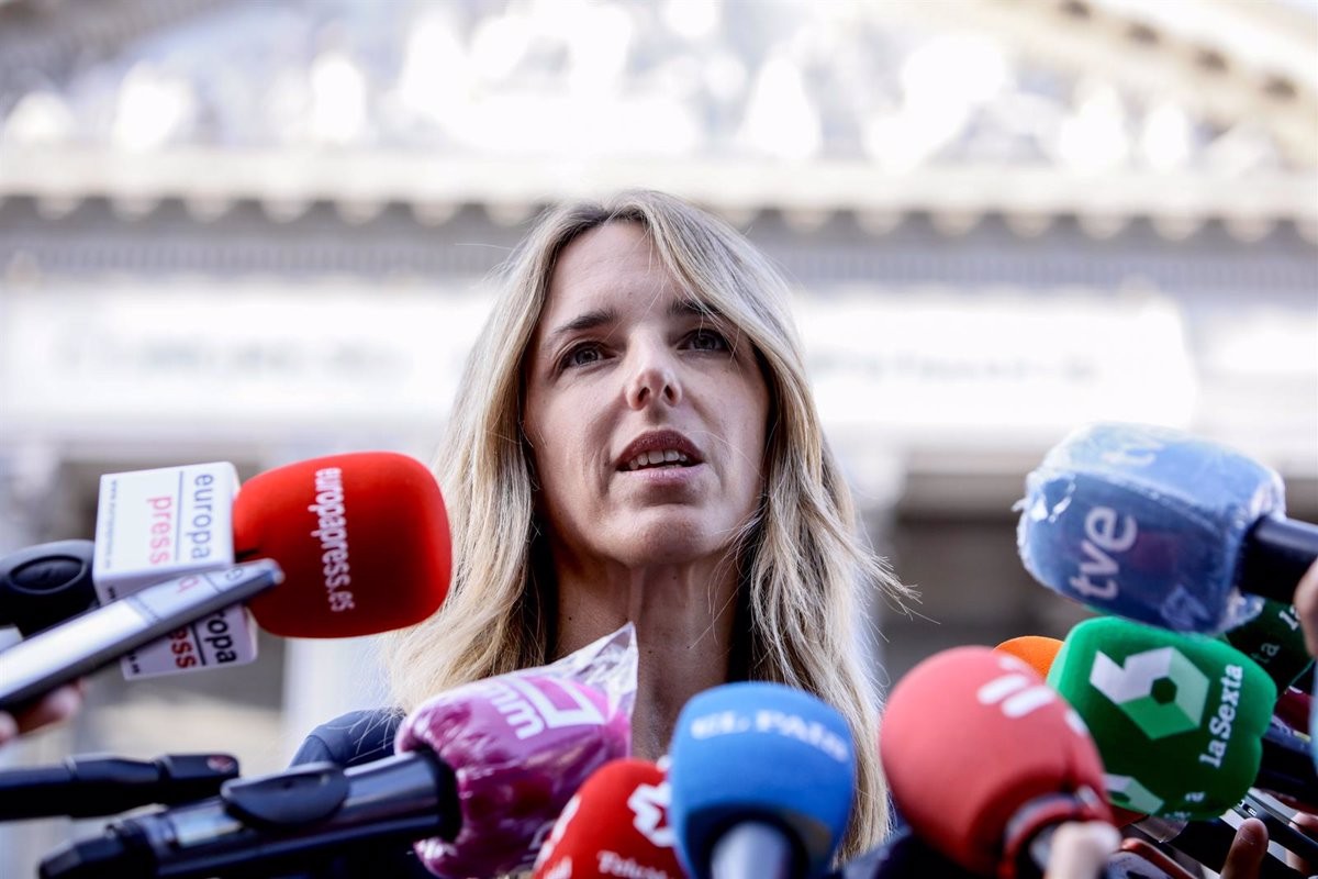 Cayetana Alvarez de Toledo anuncia que té càncer de pit
