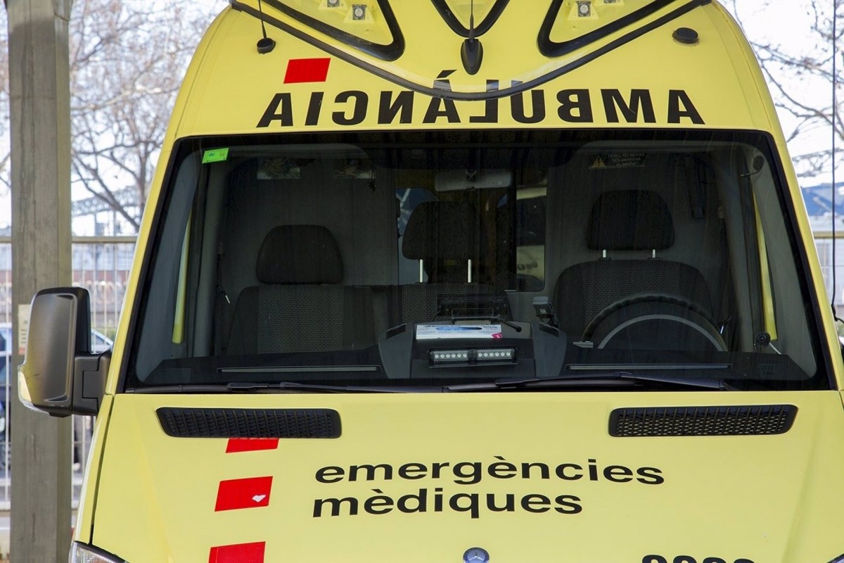 Un paracaigudista en estat crític després de xocar amb cables d'electricitat a Sant Fruitós de Bages 