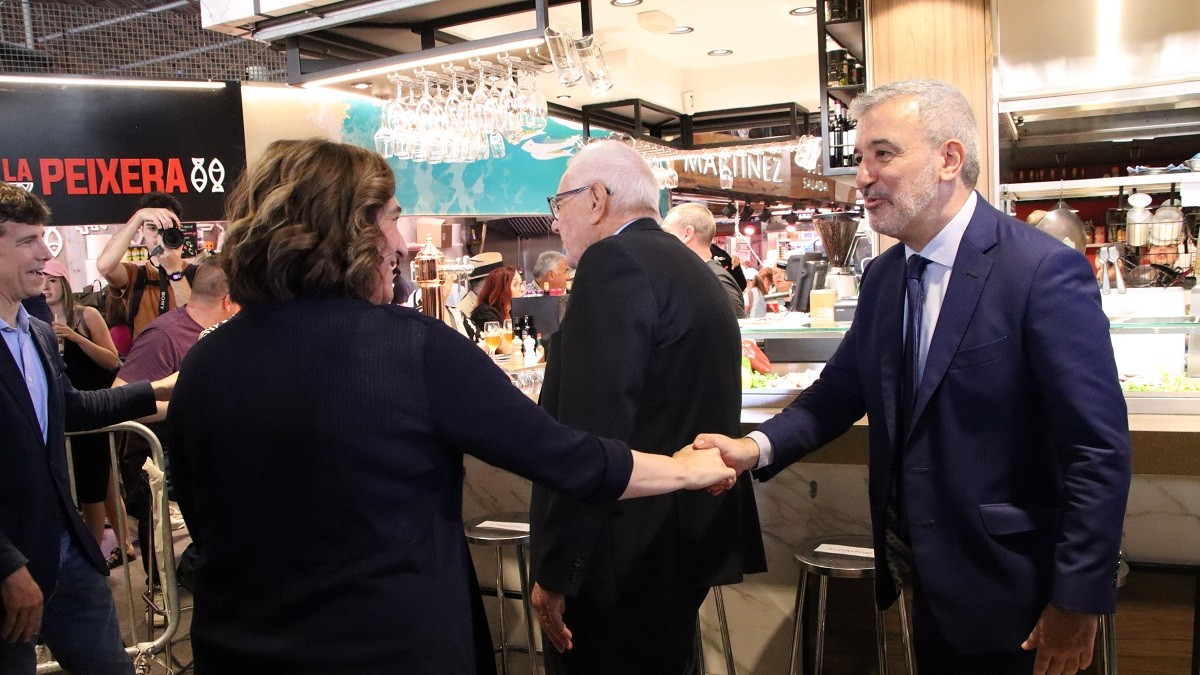 Això deien el PSC, els comuns i el PP sobre un pacte a tres abans i després del 28-M