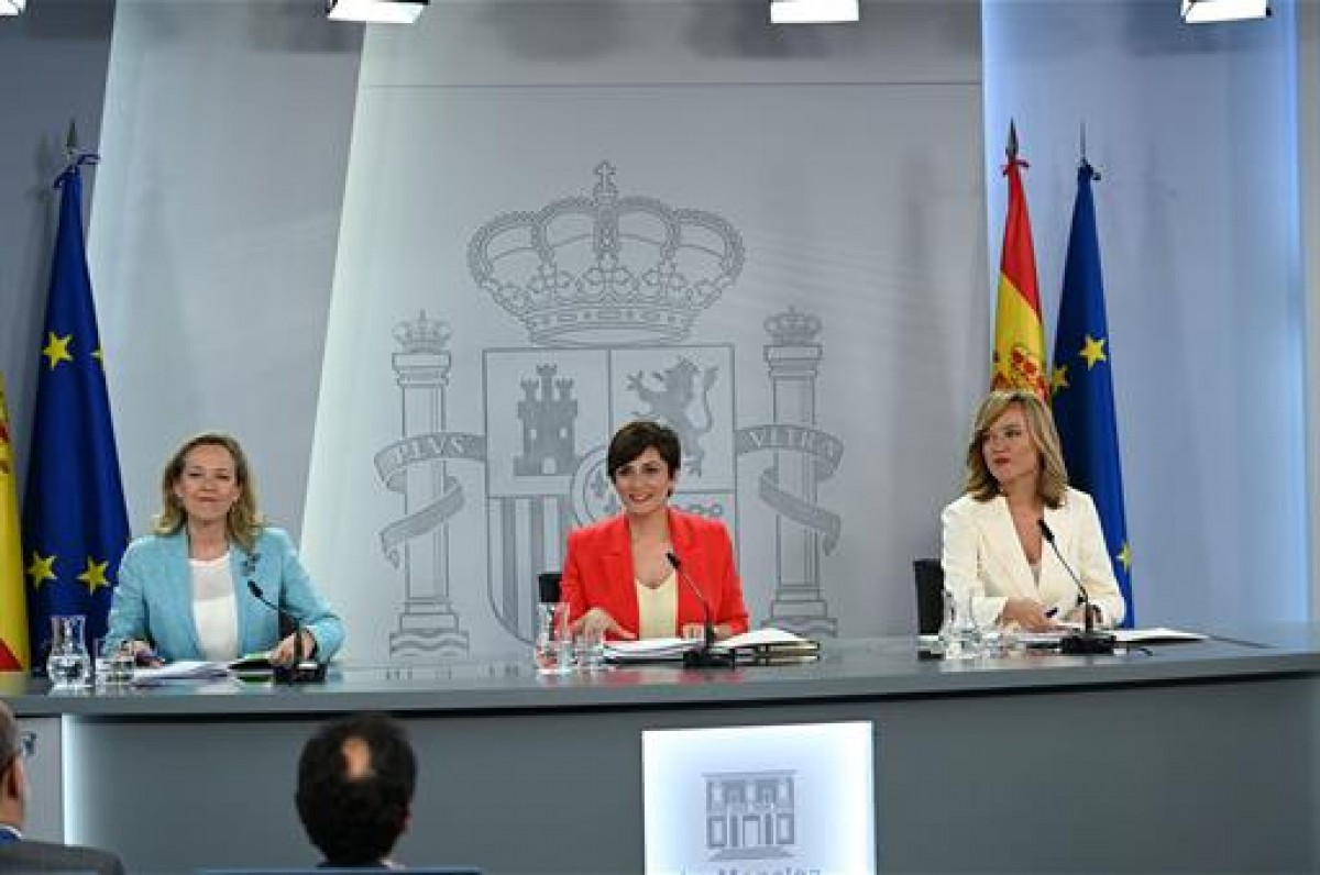 La Moncloa equipara el PP a un partit  «antisistema» per intentar  «deslegitimar» l'executiu