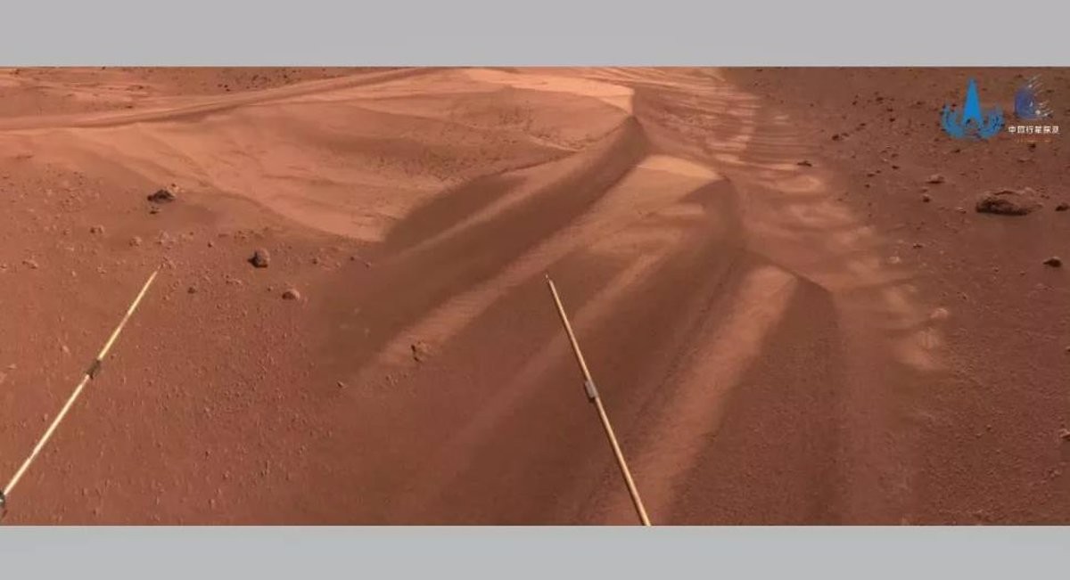 La Xina troba per primera vegada evidències d'aigua líquida a la superfície de Mart