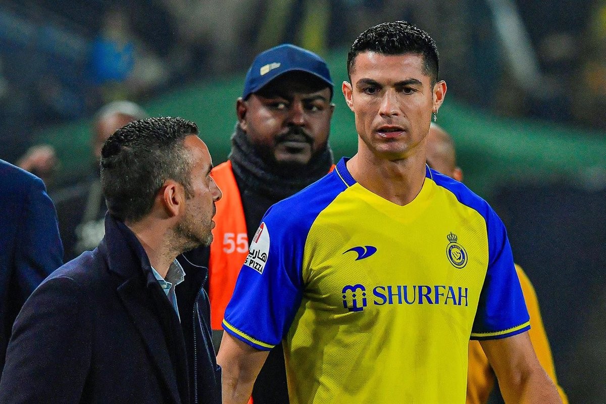 L'ambaixada iraniana a Espanya nega que Cristiano Ronaldo estigui condemnat a 99 fuetades