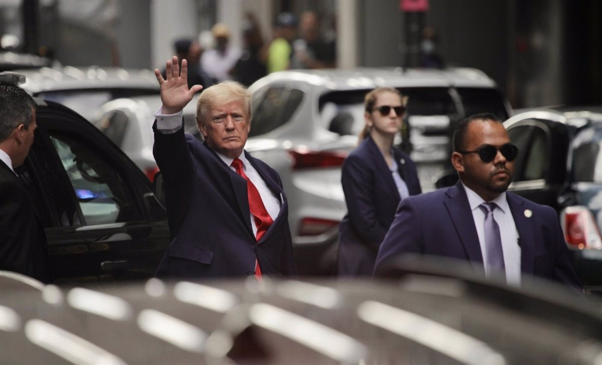 Veurem Trump emmanillat? Tots els interrogants d'una imputació per suborn
