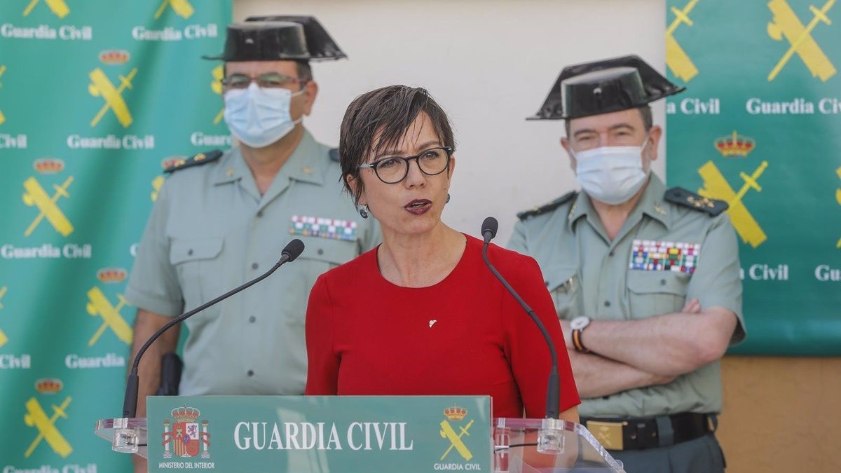 Dimiteix la directora de la Guàrdia Civil per la imputació del seu marit en un cas judicial
