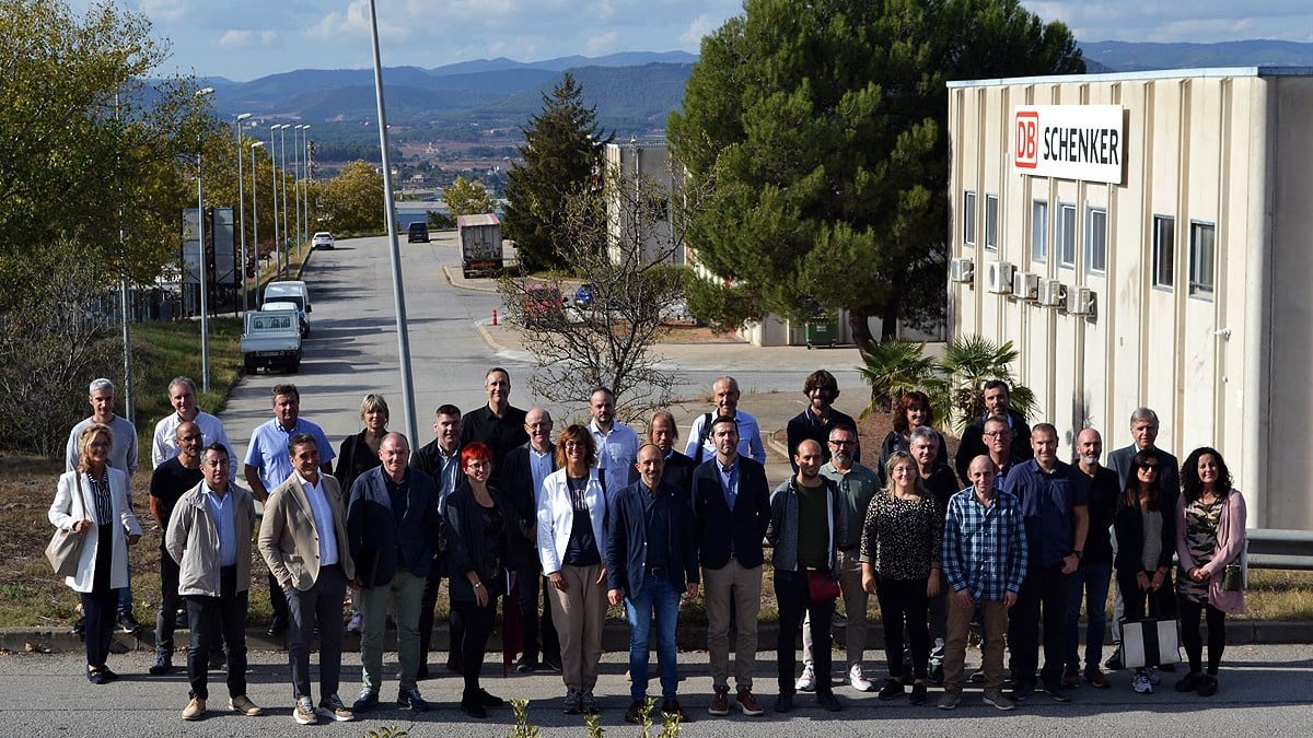 Constitució de la cooperativa energètica Manresa Il·lumina, formada per 31 empreses - Pere Fontanals