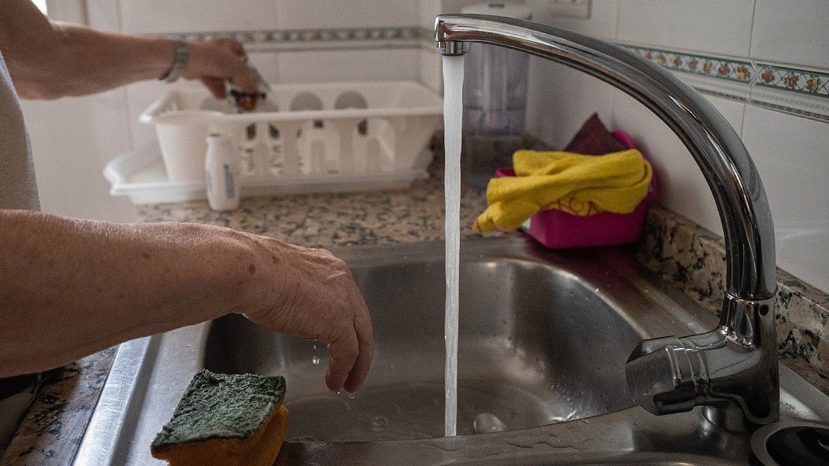 La factura de l'aigua de Barcelona és la més cara de l'Estat, segons l'OCU