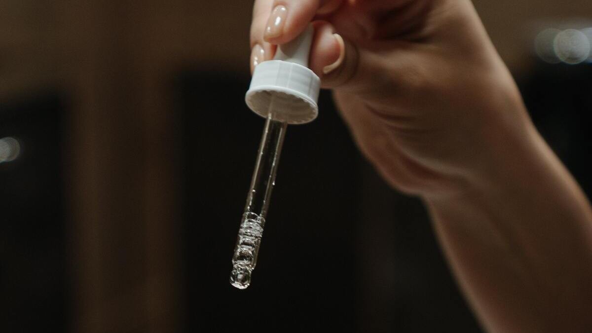 Alerta sanitària: retiren un popular tractament estètic venut amb permisos falsos