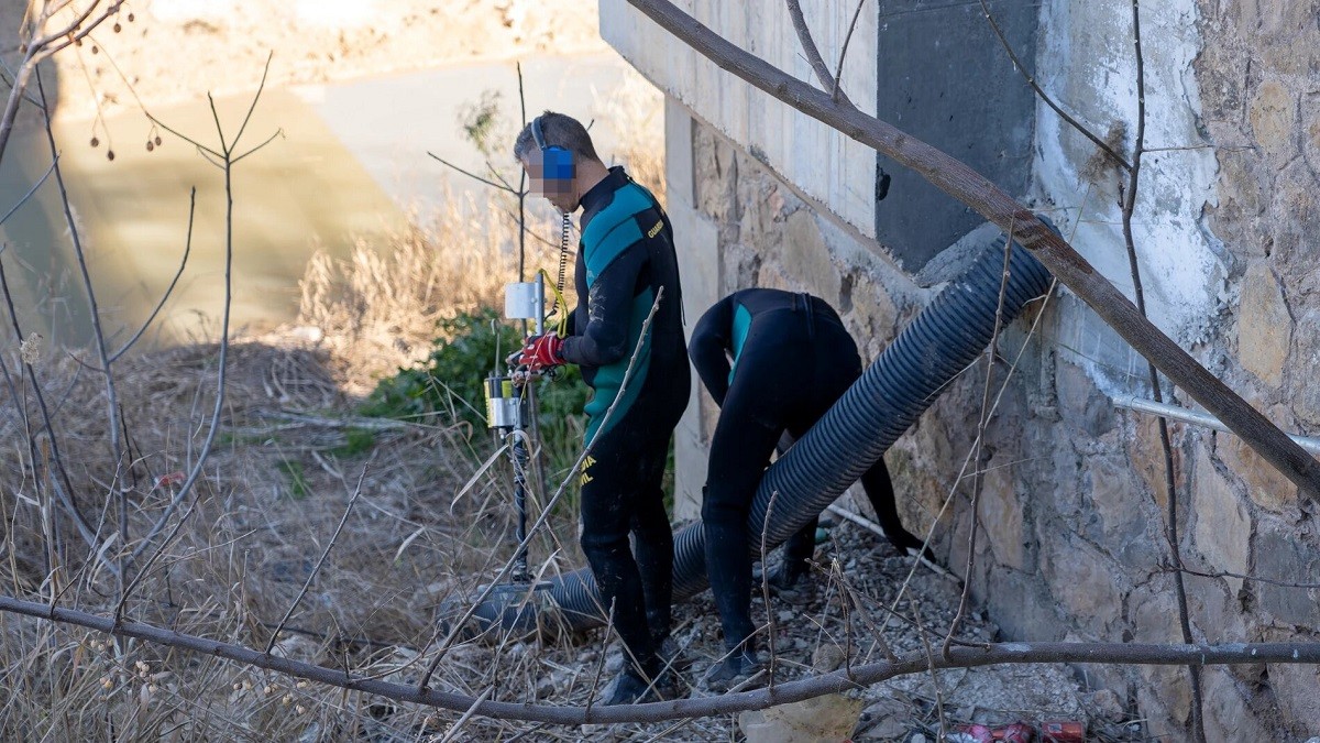Detingut el xicot d'una jove de 17 anys que ha mort pel tret d'una arma a Sevilla