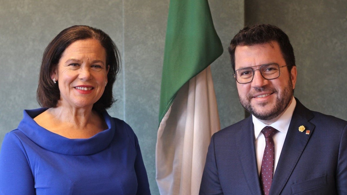 El Sinn Féin promet reconèixer una Catalunya independent si governa a Irlanda