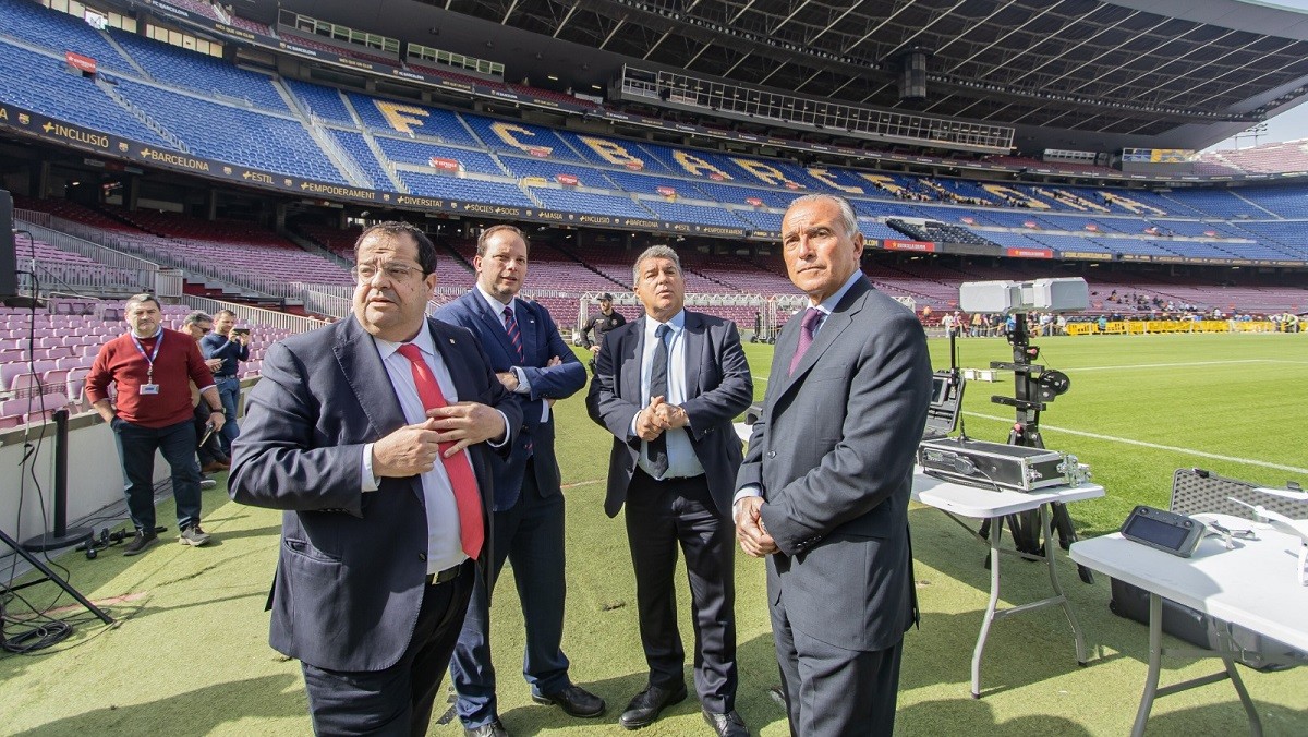 Guerra oberta entre Laporta i Tebas: «Li té fòbia al Barça, s'ha tret la careta»