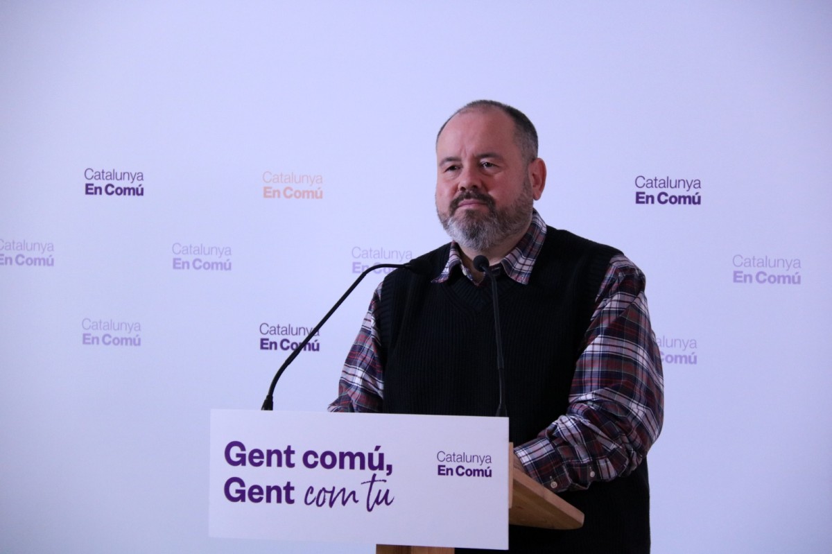 Els comuns exigeixen al Govern que abandoni qualsevol projecte d’ampliació del Prat: «Sembla una broma»