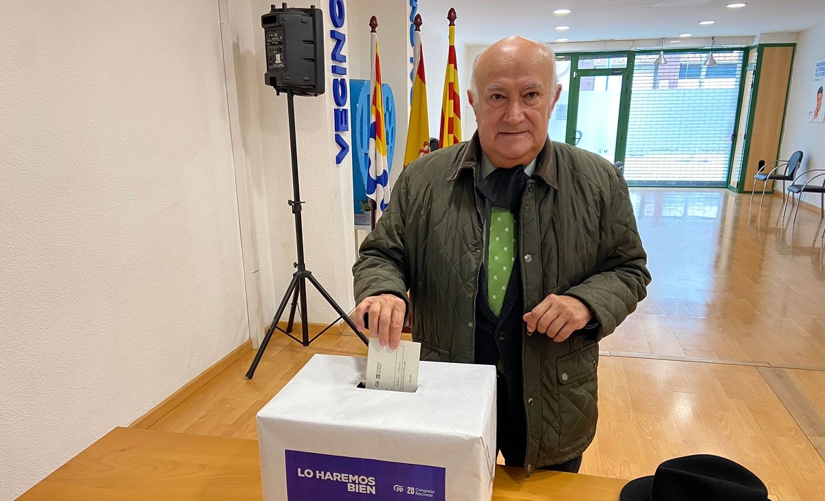 El PP a Santa Coloma de Gramenet dimiteix en bloc per la imposició de la mà dreta d'Albiol