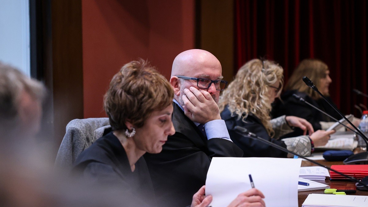 La defensa de Laura Borràs, en el judici al TSJC. - ACN