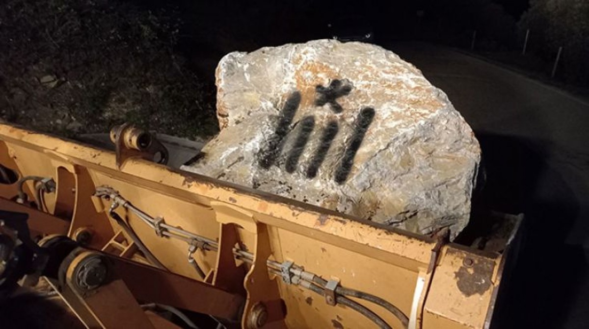 Els veïns fan seu el Coll de Banyuls per exigir l'obertura dels passos fronterers amb França