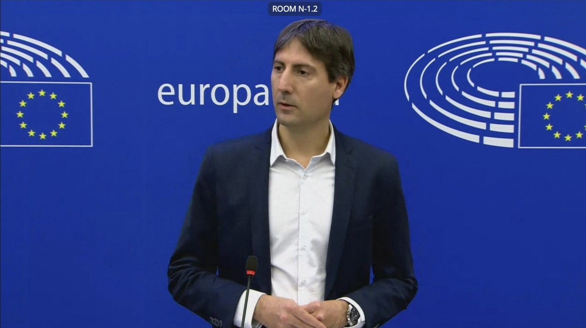 Una trentena d'eurodiputats exigeixen a Sánchez i Macron que acordin la reobertura dels passos fronterers
