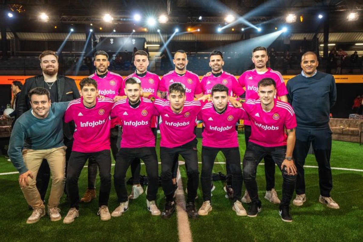 Els integrants de Porcions FC, l'equip d'Ibai Llanos - King's League