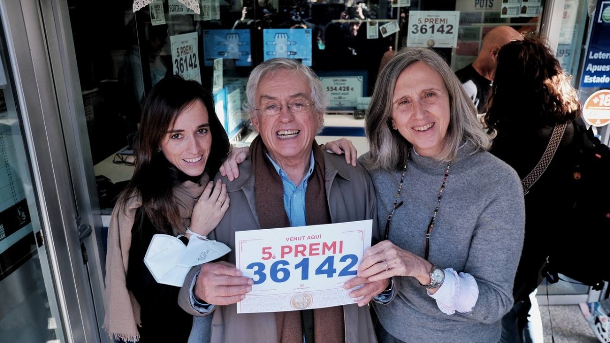 Un farsant i una «boja», protagonistes dels 10 milions a la plaça Urquinaona