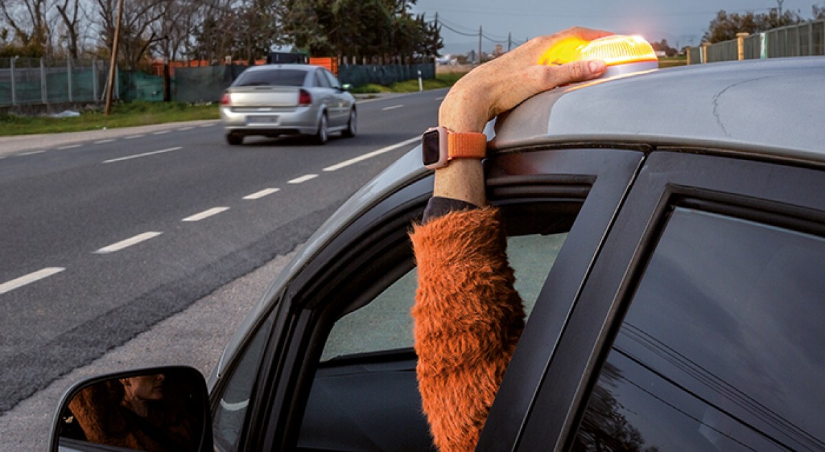 La balisa V16 envia dades personals? Veritats i mentides sobre el nou element obligatori als cotxes