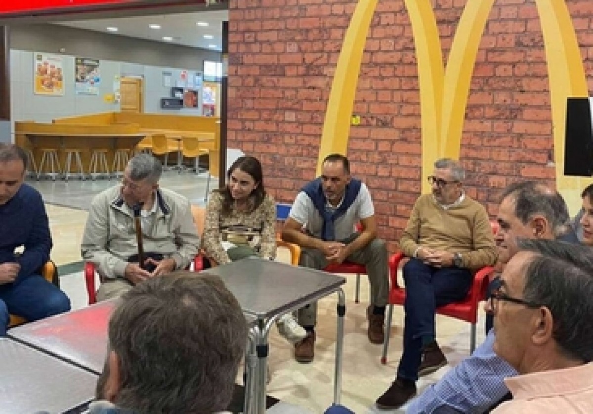 Ciutadans tanca la seu a Alacant i es trasllada a un McDonalds