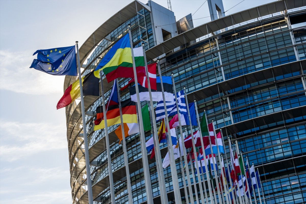 Suècia posa en perill l'oficialitat del català a Europa pocs dies abans del debat