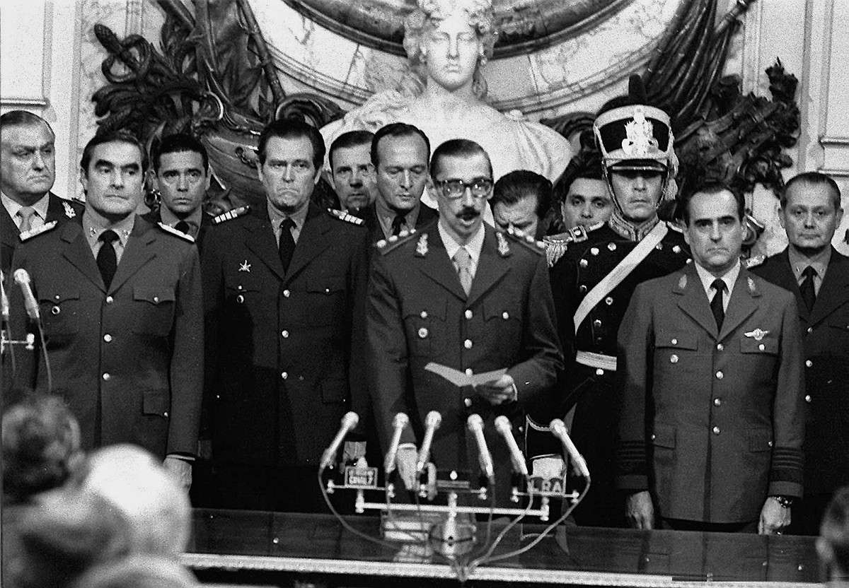 Jorge Videla i la Junta Militar que va fer el cop d'estat del 24 de març de 1976 - @Memoria_Publica
