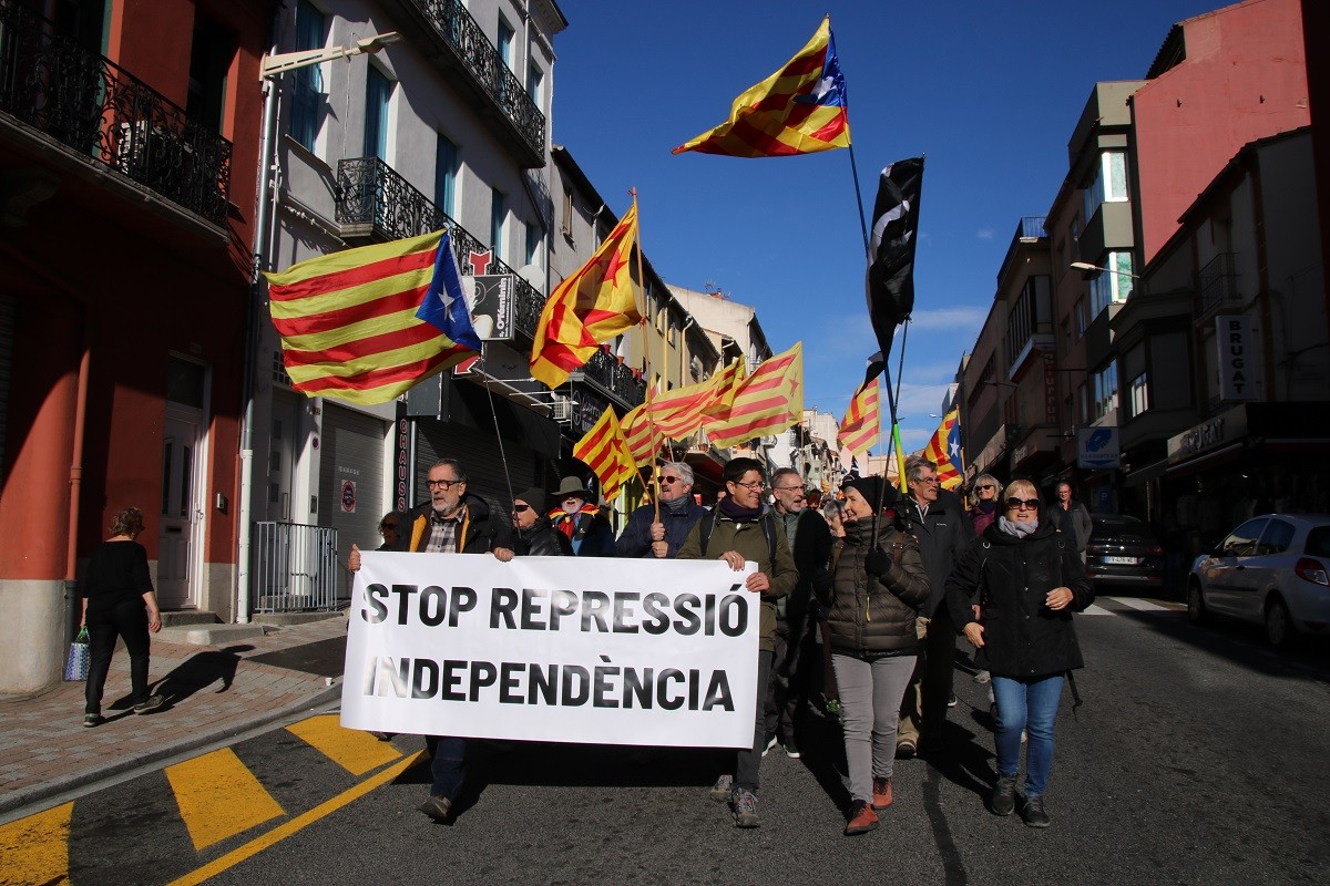Marxa lenta a la Jonquera tres anys després de les protestes per la sentència de l'1-O