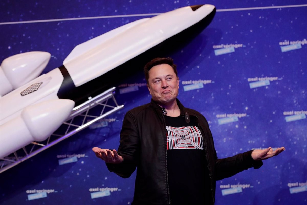 Alemanya confirma que el bòlid que va sobrevolar els Països Catalans era un satèl·lit d'Elon Musk