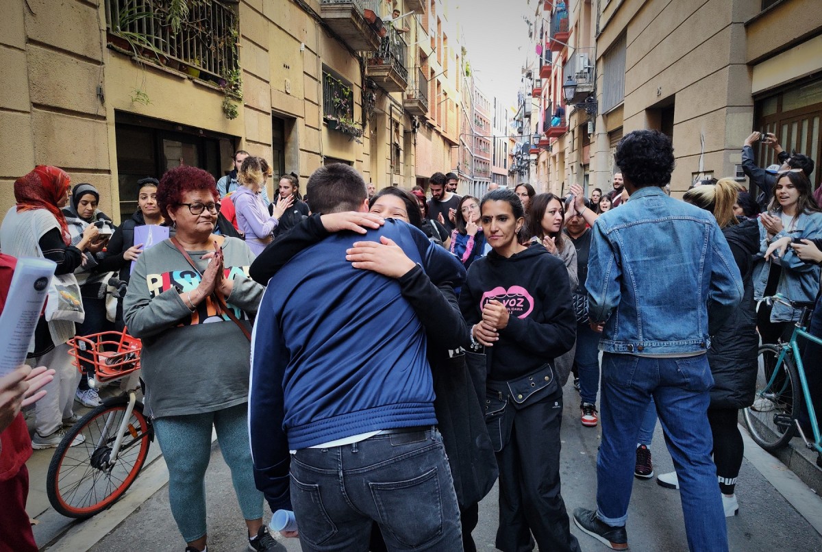 L'endemà del protocol als desnonaments: «Avui no, però han promès antiavalots la setmana vinent»