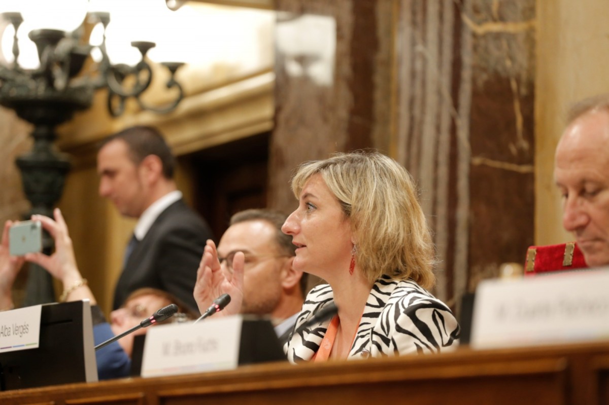 Vergés denuncia davant dels parlaments francòfons l'empresonament de Forcadell i el judici a la mesa