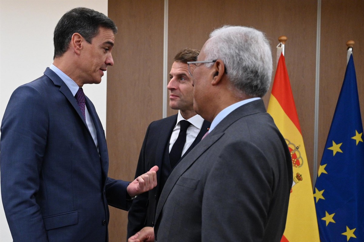 Acord per substituir el Midcat per un nou gasoducte submarí entre Barcelona i Marsella