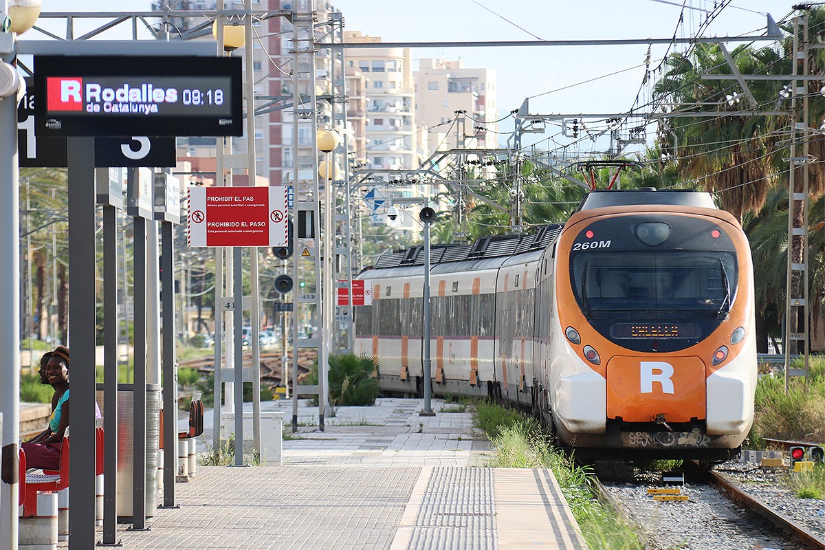 Restablerta la circulació de trens entre Montcada i Sant Andreu Comtal