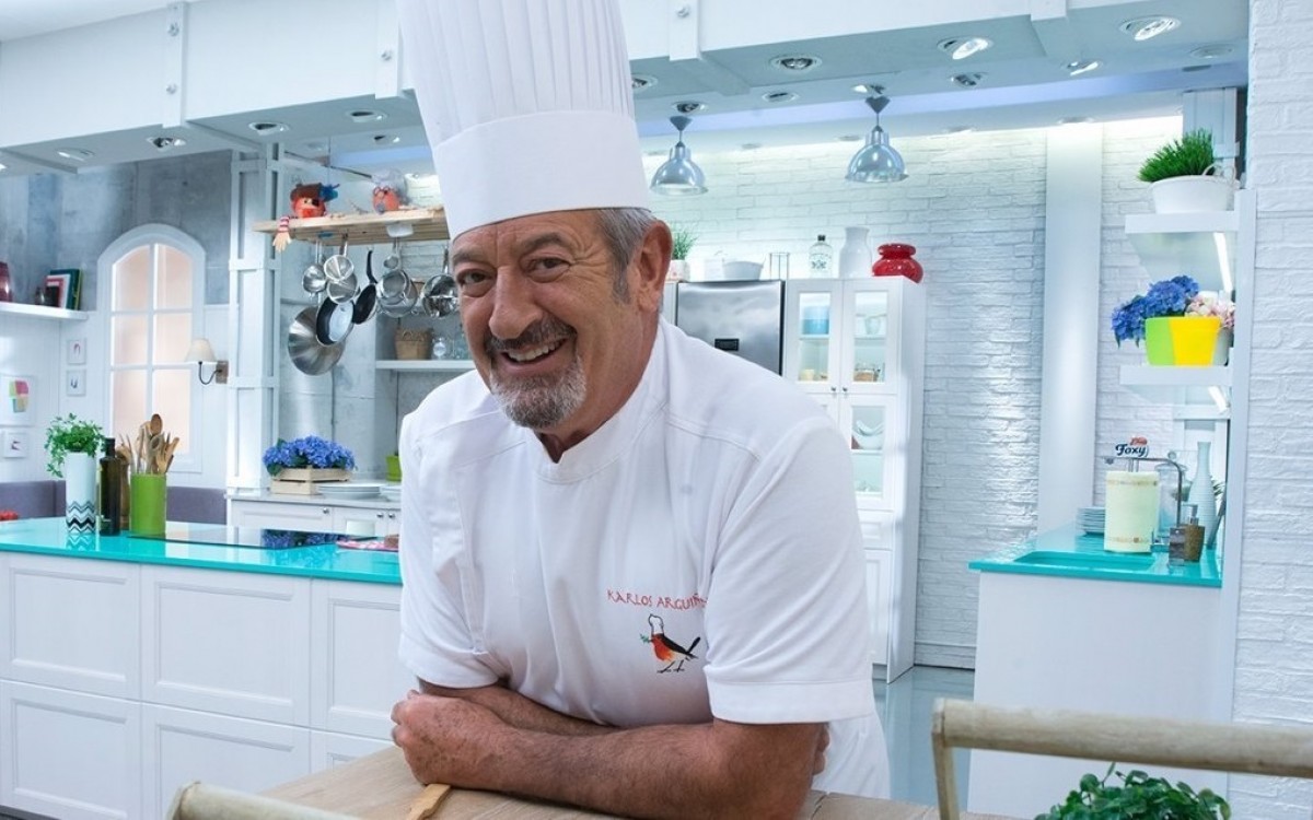Aquest és l'ingredient que mai has d'afegir al brou perquè «n'espatlla el gust», segons Karlos Arguiñano