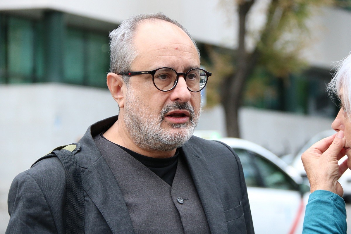 La jutge impedeix a Baños declarar en català al seu judici per desobediència